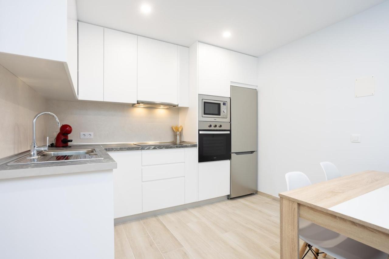 Ohana Townhouse Arona  Kültér fotó