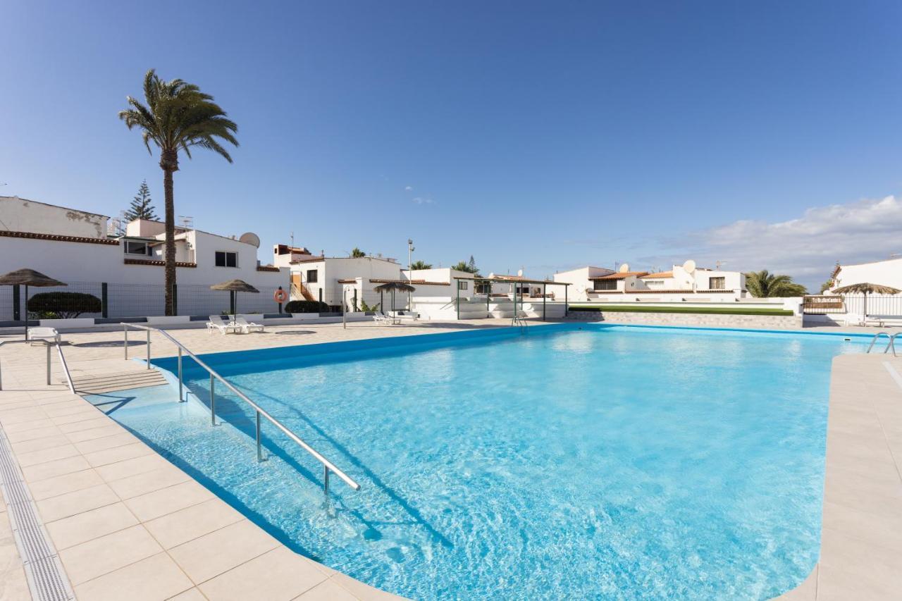 Ohana Townhouse Arona  Kültér fotó